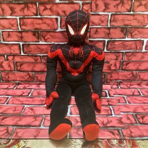 Marvel Spiderman plush stuffed toy 24”